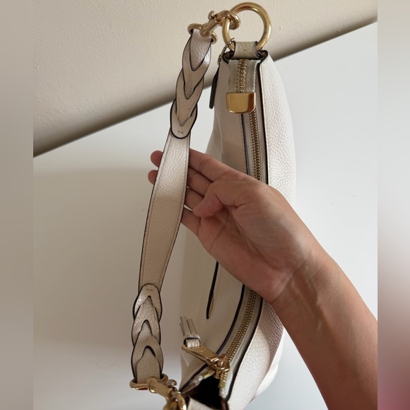 Coach Jules Hobo bag in chalk/white refined pebble leather - Picture 9 of 16